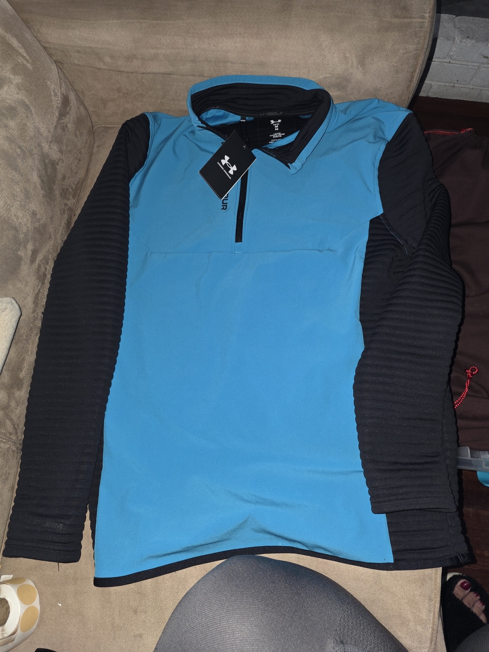 0Under Armour Men’s Teal and Black Zip-Front Athletic Light Weight Pullover NWT